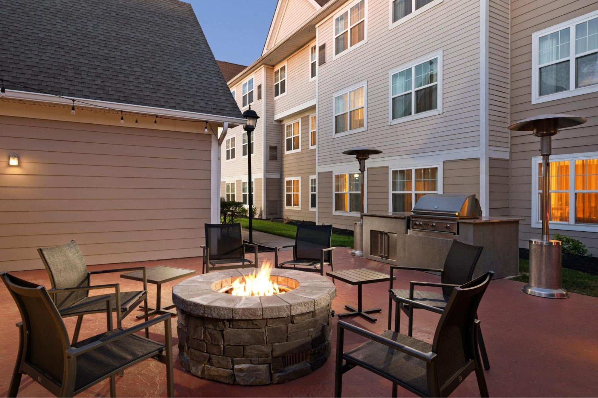 Residence Inn Mt. Laurel At Bishop'S Gate Mount Laurel Exterior photo